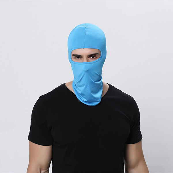 Cagoule bleue 1 trou polyester